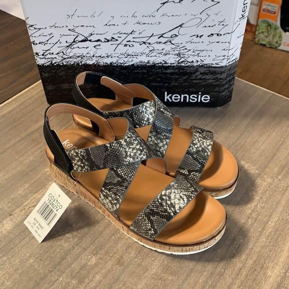 NWT Kensie Palermo wedge Sandal Black Snake - Picture 2 of 6